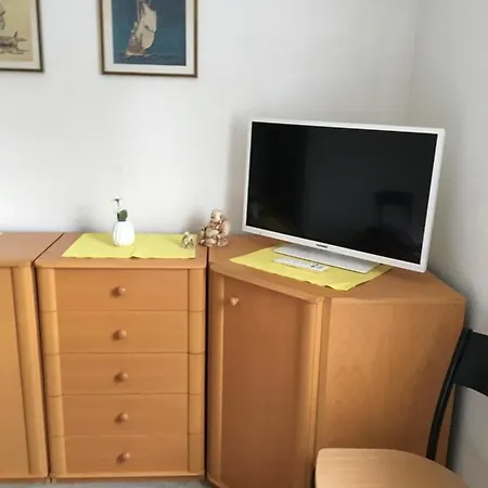 Haus Ursula 2 * Brake (Wesermarsch)